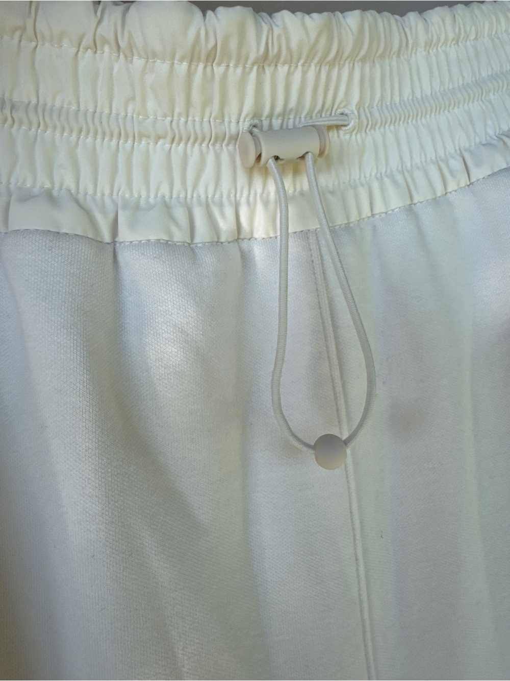 Cream Wide Leg Crop Fleece Bungee Toggle Cargo Sweatpants Lounge Athleta S - Picture 11 of 11